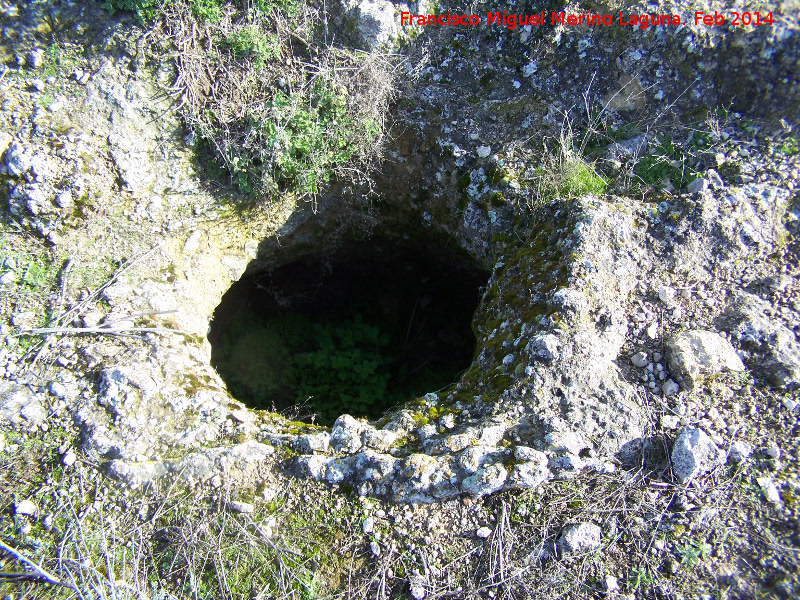 Aljibe de Peñaflor - Aljibe de Peñaflor. Pozo