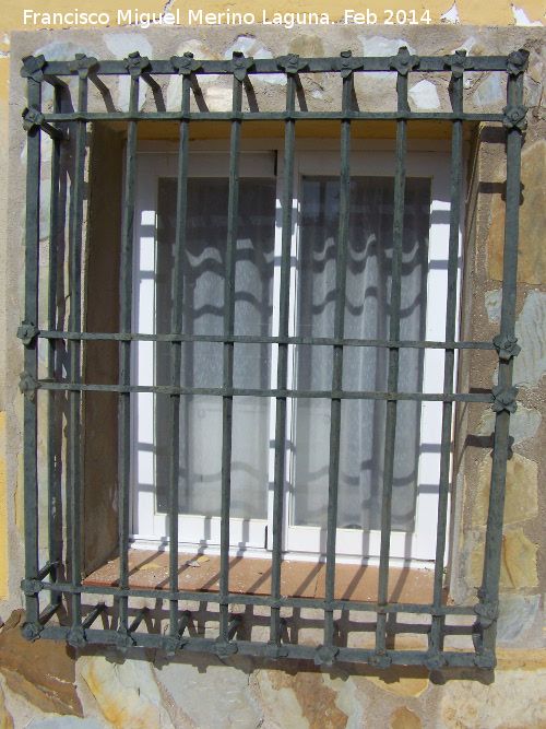 Cortijada de Torrechantre - Cortijada de Torrechantre. Rejería de rosetas