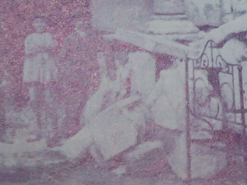 Palacio del Duque de Montemar - Palacio del Duque de Montemar. 1915 sus piedras amontonadas, después de su destrucción, delante de la puerta del Pósito