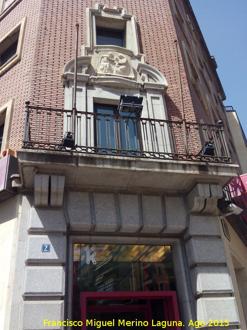 Edificio de la Caja de Ahorros de Crdoba - Edificio de la Caja de Ahorros de Crdoba. Balcn
