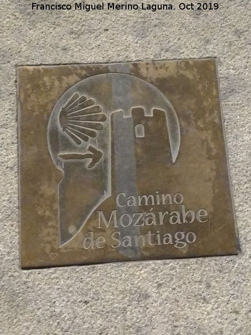 Plaza de Santa Mara - Plaza de Santa Mara. Placa del Camino Mozrabe de Santiago