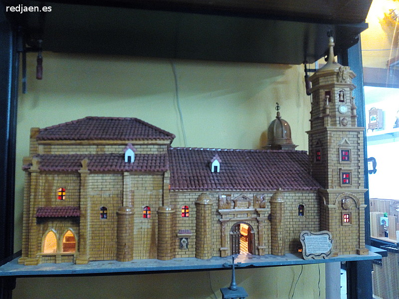 Basílica de San Ildefonso - Basílica de San Ildefonso. Maqueta realizada por Luis Barbero