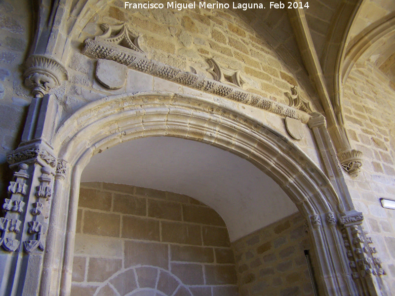 Colegiata de Santa María de los Reales Alcázares. Capilla II del Claustro - Colegiata de Santa María de los Reales Alcázares. Capilla II del Claustro. 