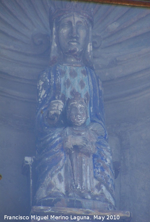 Hornacina de la Virgen de la Luz - Hornacina de la Virgen de la Luz. Talla gótica policromada de la Virgen de la Luz