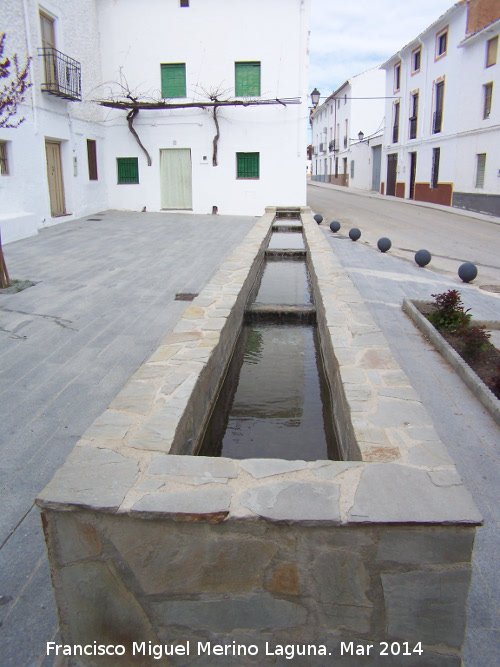 Fuente de la Plaza de la Constitución de Arbuniel - Fuente de la Plaza de la Constitución de Arbuniel. 