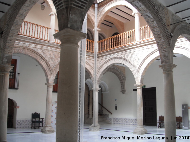 Palacio de Villardompardo - Palacio de Villardompardo. Patio