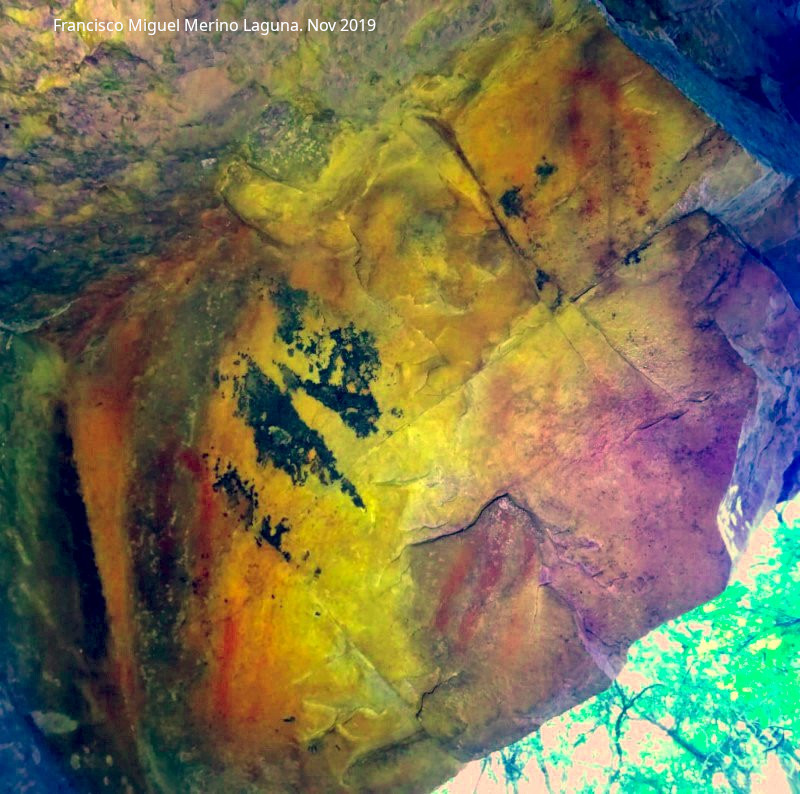 Pinturas rupestres del Collado de la Ginesa - Pinturas rupestres del Collado de la Ginesa. Tratada con Dstretch