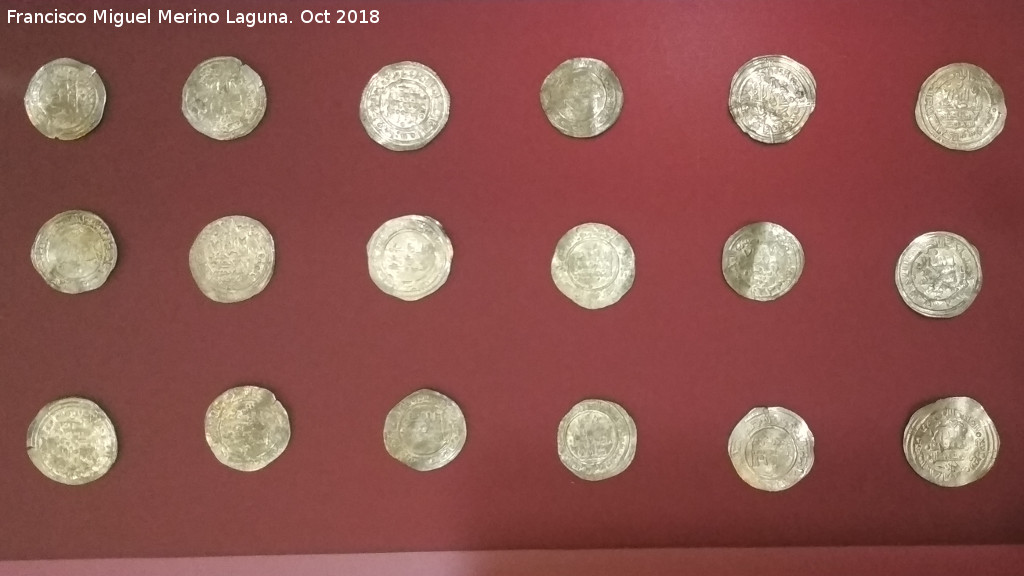 Marroquíes Bajos. Yacimiento de la Ciudad de la Justicia - Marroquíes Bajos. Yacimiento de la Ciudad de la Justicia. Tesoro. Museo Provincial de Jaén