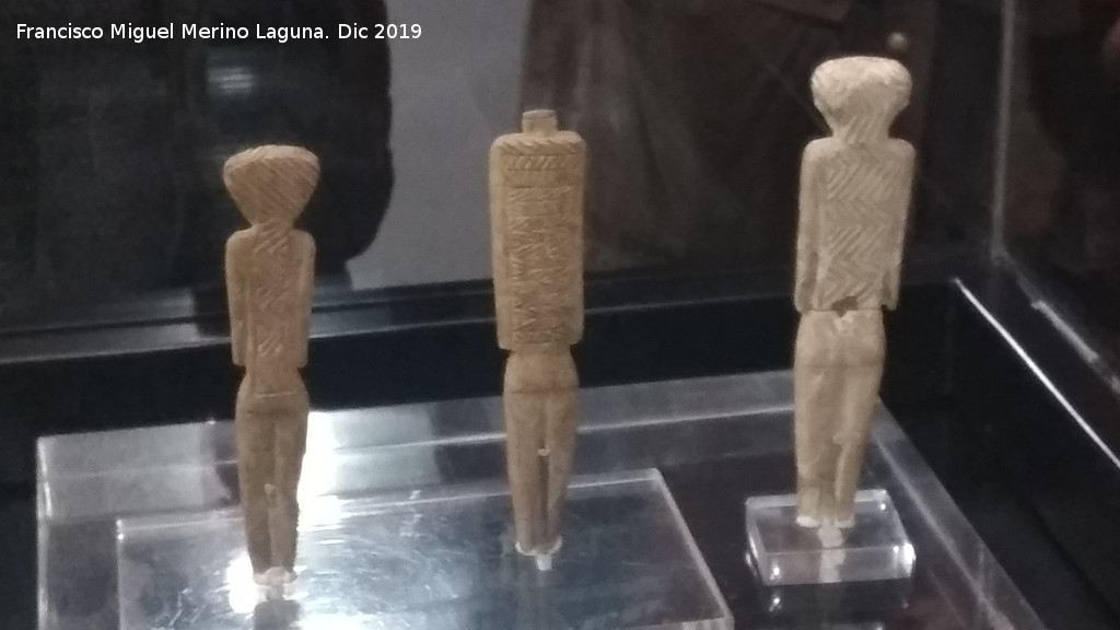 Marroqu�es Bajos. Yacimiento de la Ciudad de la Justicia - Marroqu�es Bajos. Yacimiento de la Ciudad de la Justicia. Idolillos