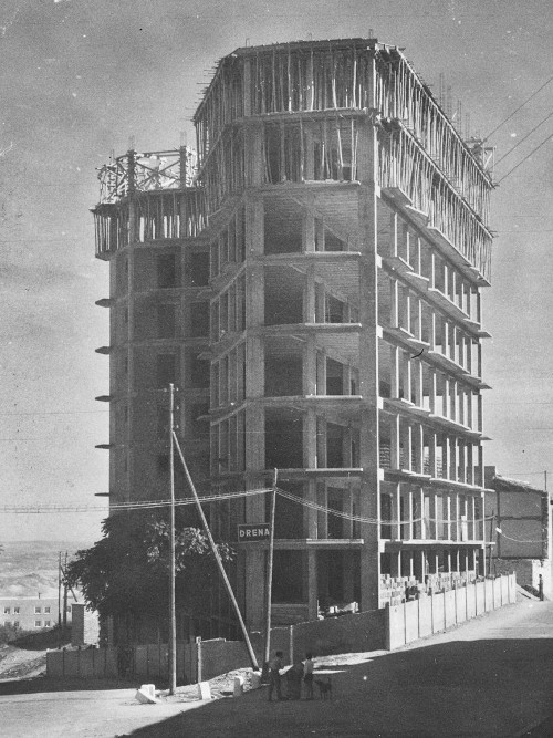 Edificio Torre de Jaén - Edificio Torre de Jaén. Foto antigua. En construcción