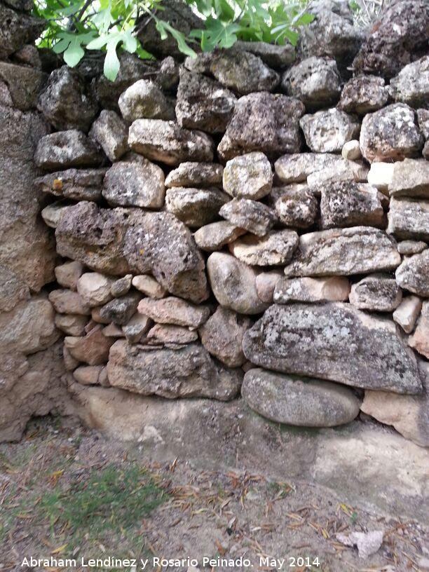 Casería de los Frailes - Casería de los Frailes. Muro