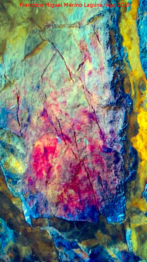Pinturas rupestres de la Cueva de Río Frío - Pinturas rupestres de la Cueva de Río Frío. Tratada con Dstretch