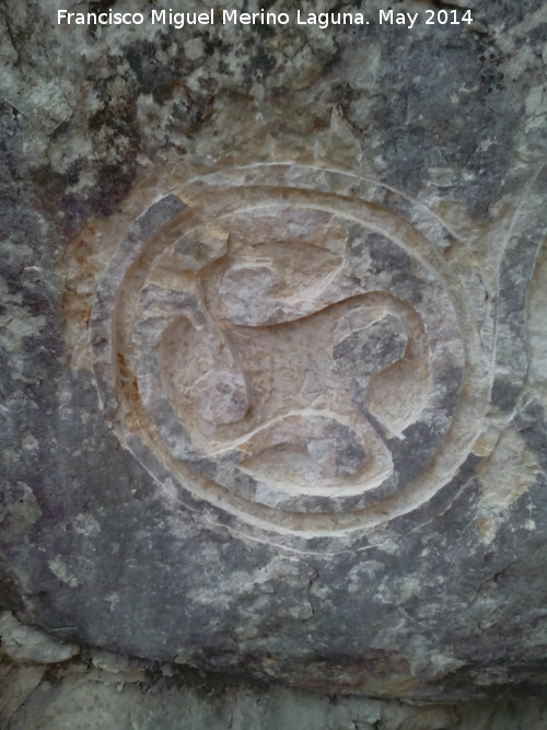 Cueva del Yedrón - Cueva del Yedrón. Lauburo vasco