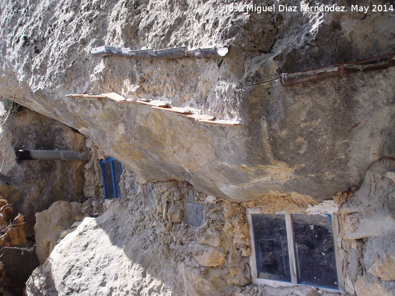 Cueva del Yedrón - Cueva del Yedrón. Recogida de aguas