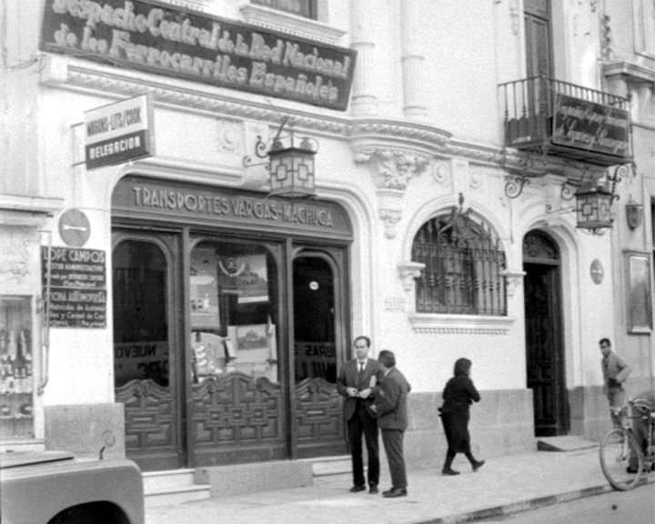 Edificio de la Calle Bernabé Soriano nº 18 - Edificio de la Calle Bernabé Soriano nº 18. Foto antigua