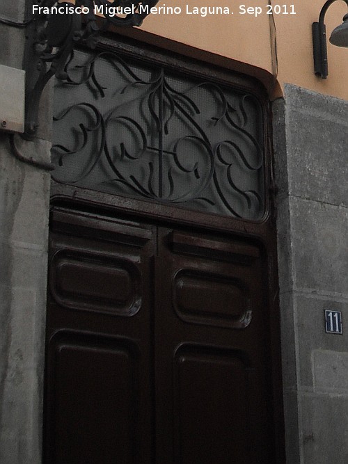 Edificio de la Calle Maestra nº 11 - Edificio de la Calle Maestra nº 11. Puerta de acceso