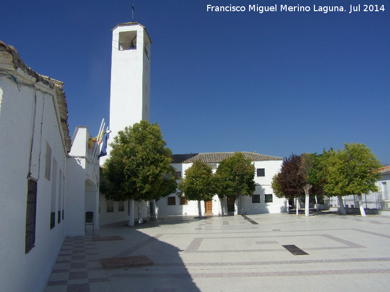 Plaza de la Agrupación de Mogón - Plaza de la Agrupación de Mogón. 