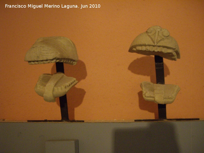 Historia de La Guardia - Historia de La Guardia. Figuras zooformas siglo V a.C. de necrópolis ibérica. Museo Provincial