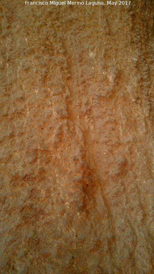 Pinturas y petroglifos rupestres de la Llana V - Pinturas y petroglifos rupestres de la Llana V. Finos grabados paralelos