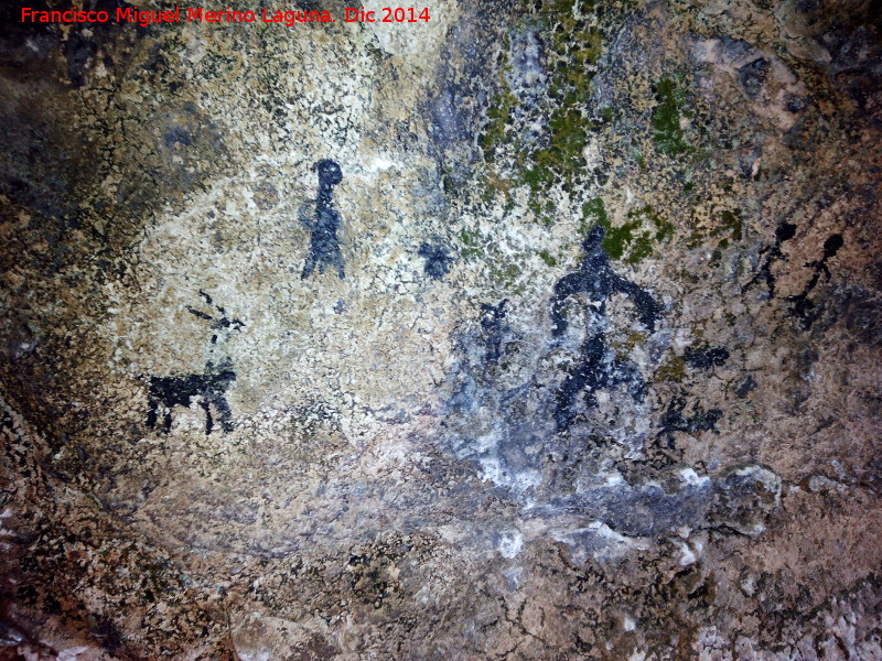 Pinturas rupestres falsas de la Cueva de la Solana - Pinturas rupestres falsas de la Cueva de la Solana. 