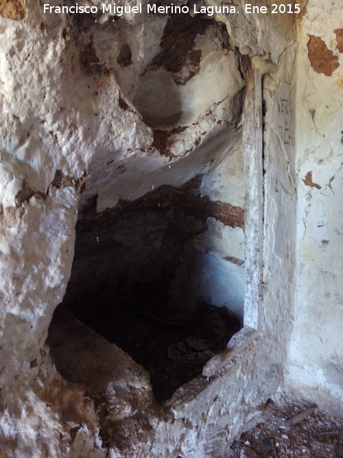 Cuevas Piquita. Cueva de la Tía Piquita - Cuevas Piquita. Cueva de la Tía Piquita. Hornacina izquierda con marco de puerta en el distribuidor