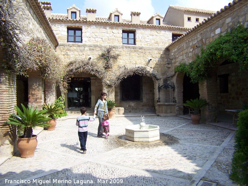 Palacio de los Señores De La Chica - Palacio de los Señores De La Chica. Patio