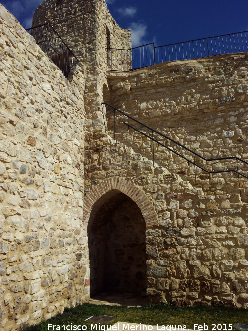 Castillo de Torredonjimeno. Torreón Puerta de Martos - Castillo de Torredonjimeno. Torreón Puerta de Martos. 