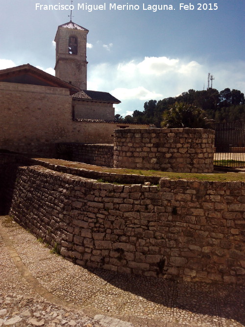 Castillo de Torredonjimeno. Foso - Castillo de Torredonjimeno. Foso. 