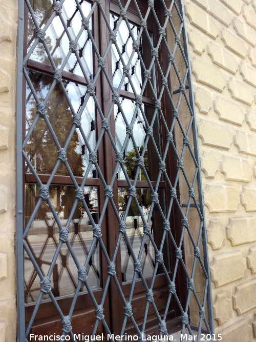 Casa de la Acera de la Magdalena nº 20 - Casa de la Acera de la Magdalena nº 20. Reja