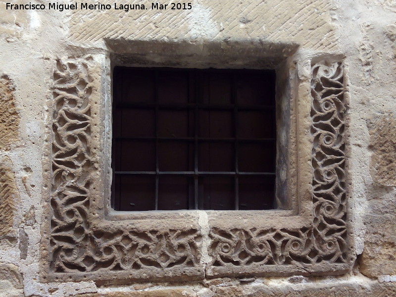 Casa de la Calle del Rojo nº 38 - Casa de la Calle del Rojo nº 38. Marco labrado