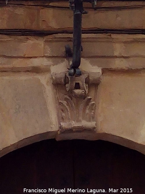 Casa de la Calle Intendente Pablo de Olavide nº 16 - Casa de la Calle Intendente Pablo de Olavide nº 16. Clave