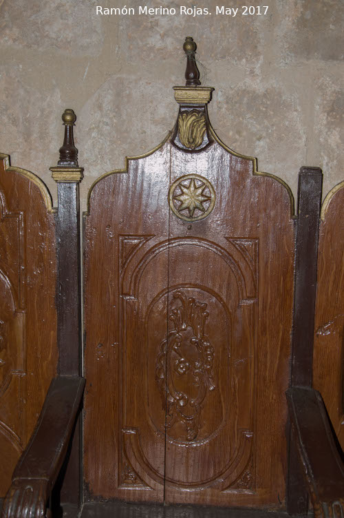 Iglesia de San Juan Bautista - Iglesia de San Juan Bautista. Silla del coro