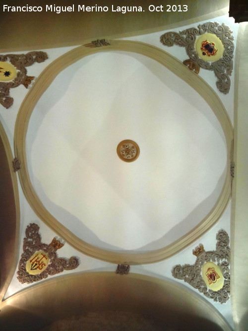 Iglesia de San Juan Bautista - Iglesia de San Juan Bautista. Cúpula