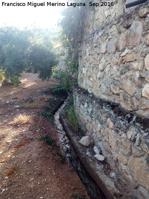 Mina de agua de Santa Mara - Mina de agua de Santa Mara. Acequia procedente de la mina