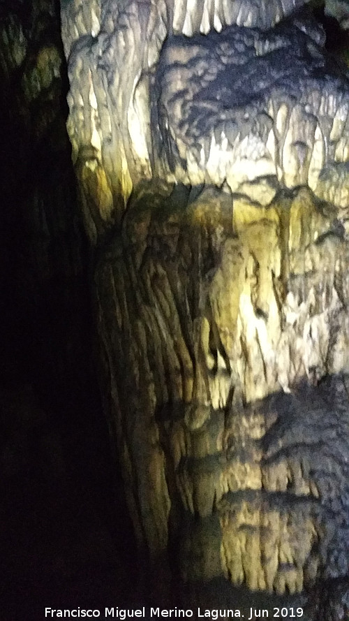 Cueva de Doña Trinidad - Cueva de Doña Trinidad. 