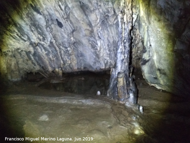 Cueva de Doña Trinidad - Cueva de Doña Trinidad. 