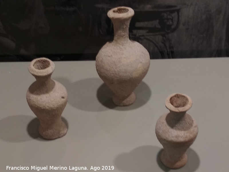 Villa Romana de Bruñel - Villa Romana de Bruñel. Ungüentarios siglos I-IV. CIPAQ