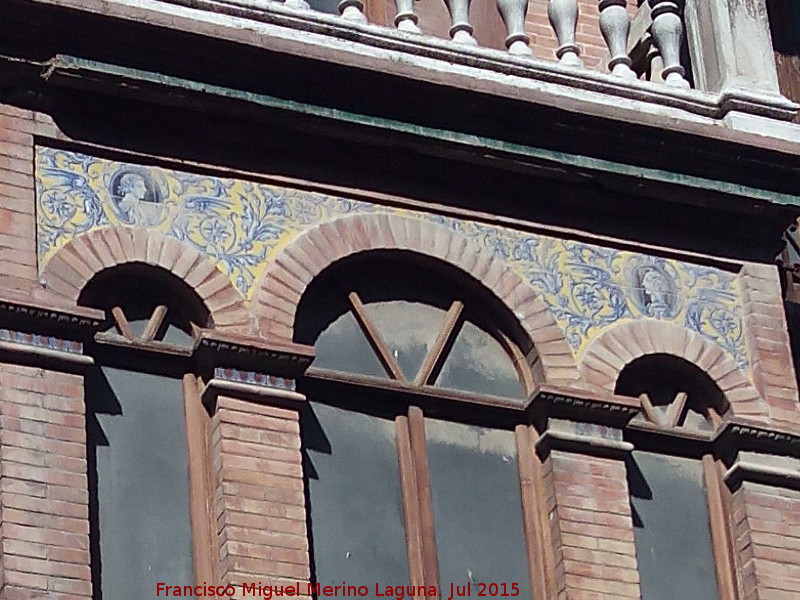 Casa de la Calle Carrera de las Mercedes n� 39 - Casa de la Calle Carrera de las Mercedes n� 39. Azulejos del balc�n