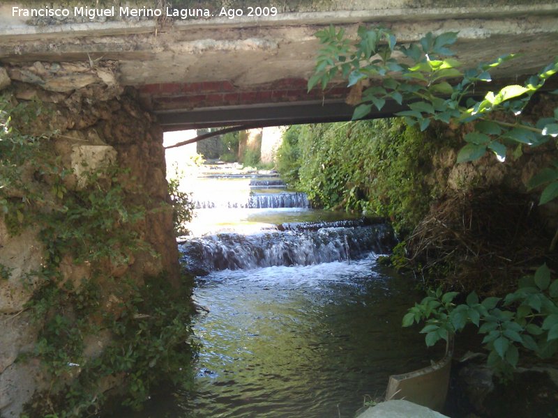 Aldea La Toba - Aldea La Toba. Arroyo entre la población