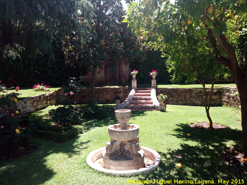 Castillo de Bailén - Castillo de Bailén. Patio del castillo