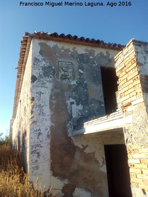 Cortijo del Cerrillo de la Divina - Cortijo del Cerrillo de la Divina. Situación de la hornacina