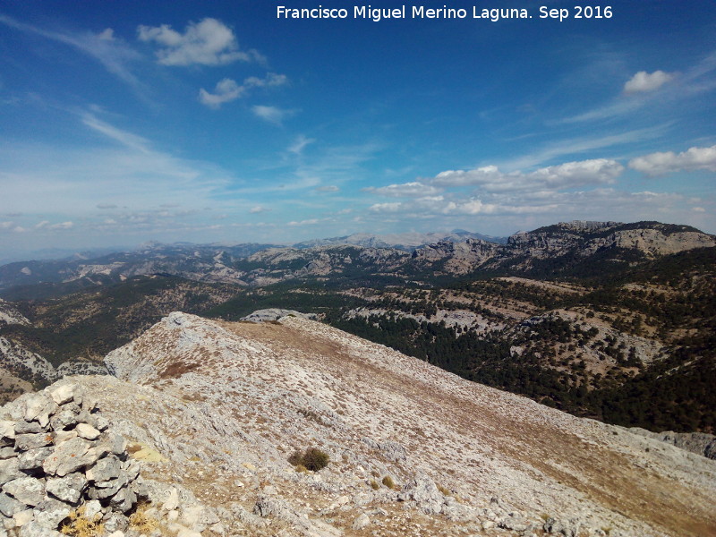 Aguilón del Loco - Aguilón del Loco. Vistas hacia el noreste