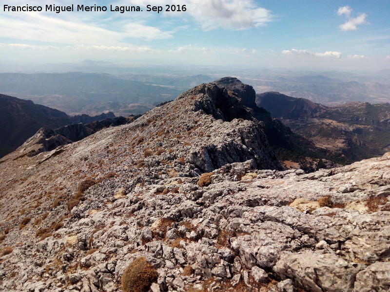 Peñón del Guante - Peñón del Guante. Vistas hacia el Rayal