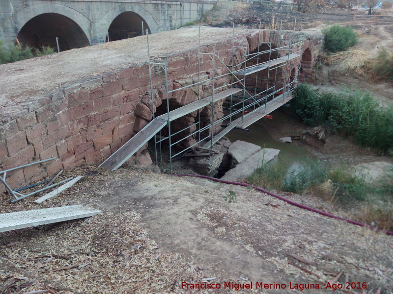 Puente romano de Villa del Río - Puente romano de Villa del Río. 