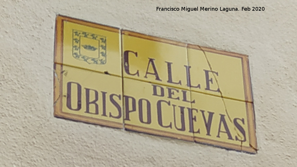 Calle Obispo Cuevas - Calle Obispo Cuevas. Placa