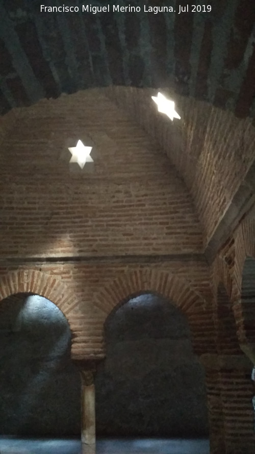 Baños árabes de la Marzuela - Baños árabes de la Marzuela. Sala Templada