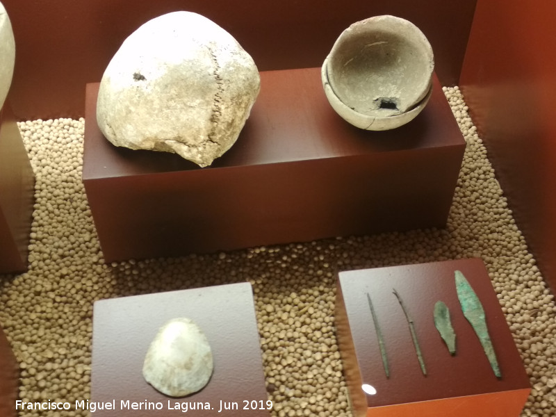 Necrópolis de las Aguilillas - Necrópolis de las Aguilillas. Centro de Interpretación de la Prehistoria de Ardales
