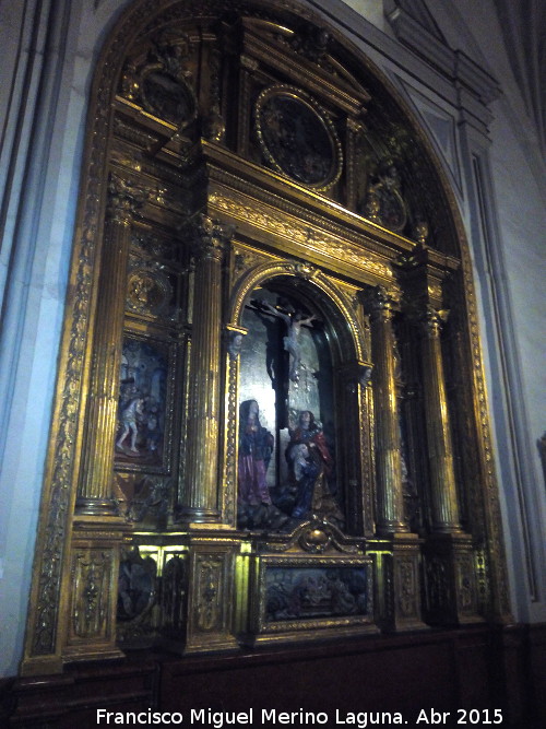 Basílica de San Ildefonso. Altar de la Virgen de la Antigua o del Cristo del Valle - Basílica de San Ildefonso. Altar de la Virgen de la Antigua o del Cristo del Valle. 