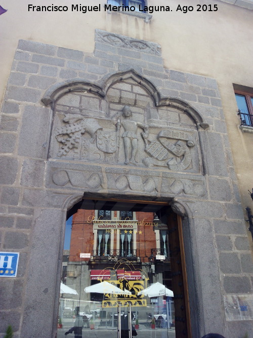 Palacio de Valderrábanos - Palacio de Valderrábanos. Portada