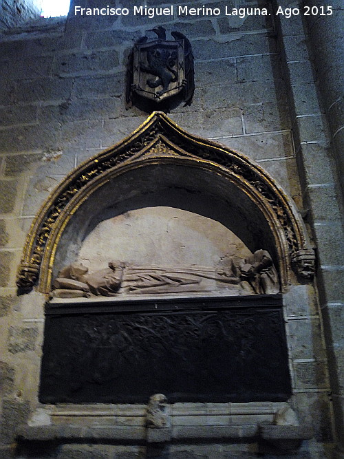 Catedral de Ávila. Capilla de San Pedro - Catedral de Ávila. Capilla de San Pedro. Sepulcro